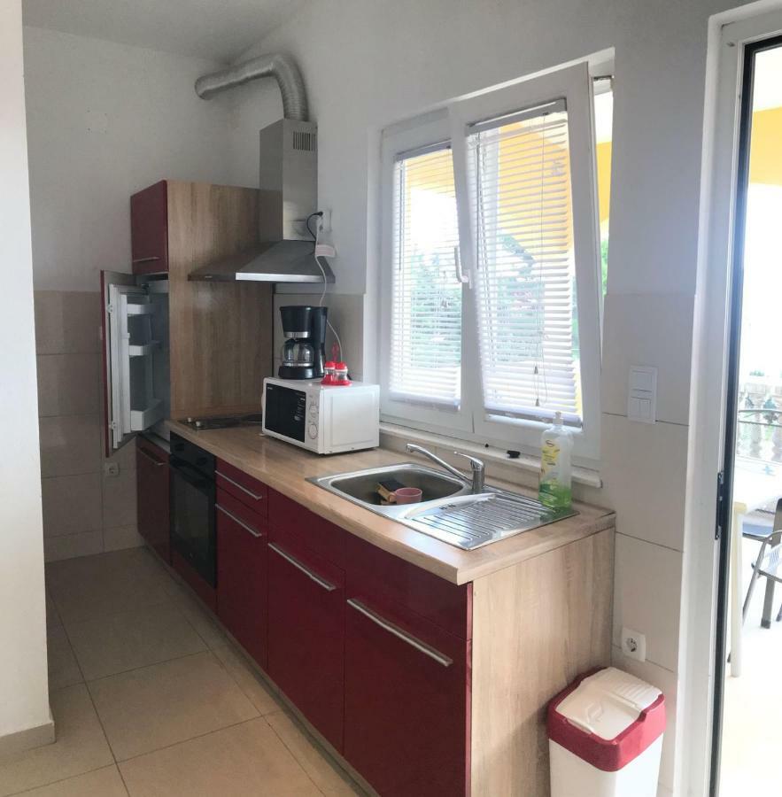 Apartmani Kulas Pakoštane Esterno foto