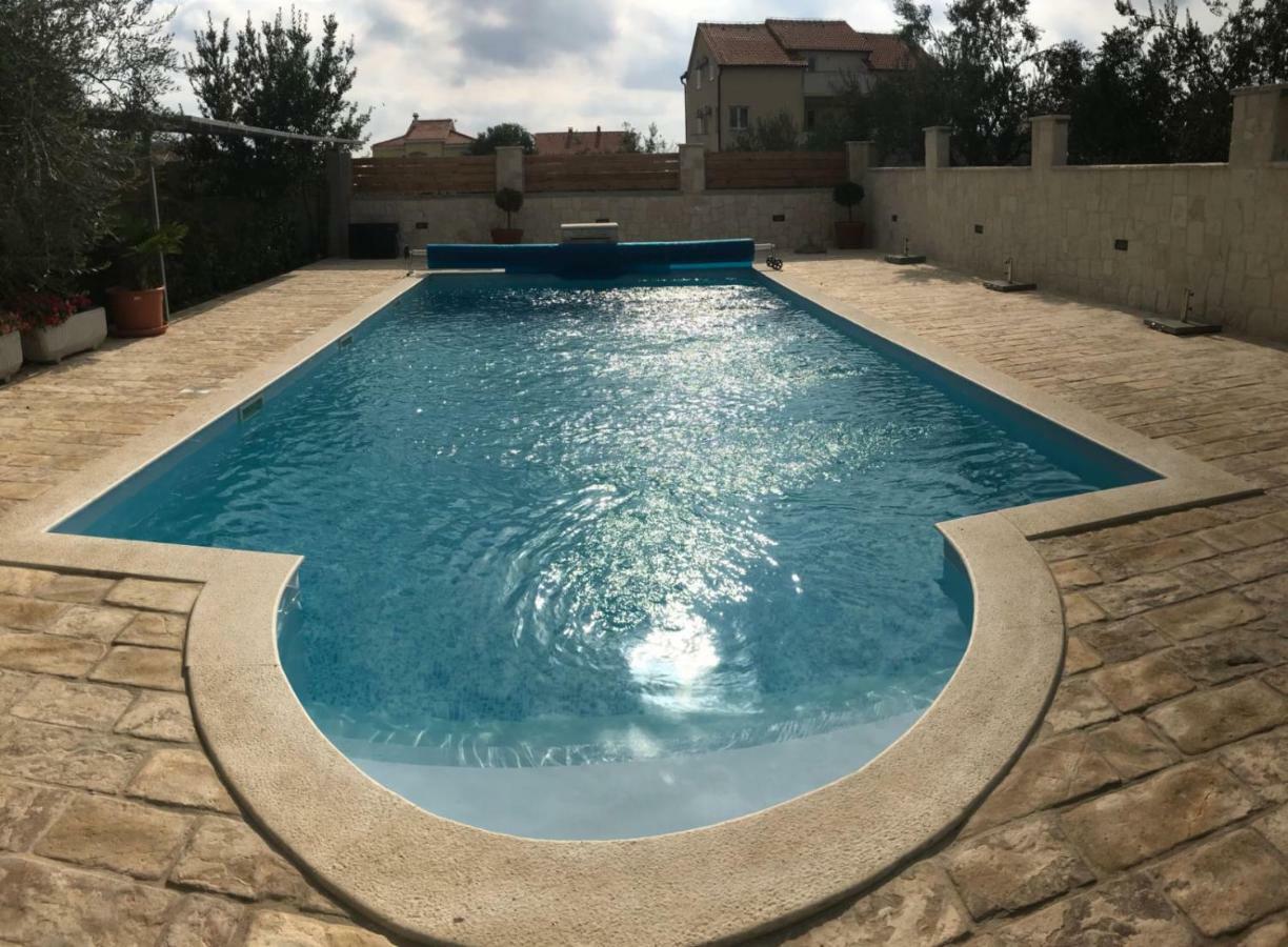 Apartmani Kulas Pakoštane Esterno foto