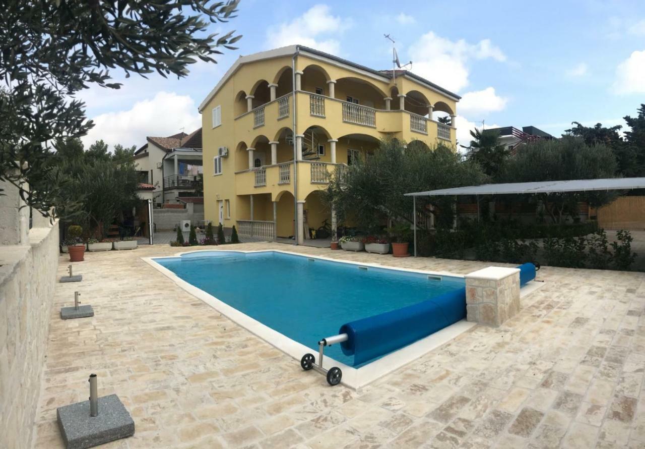 Apartmani Kulas Pakoštane Esterno foto