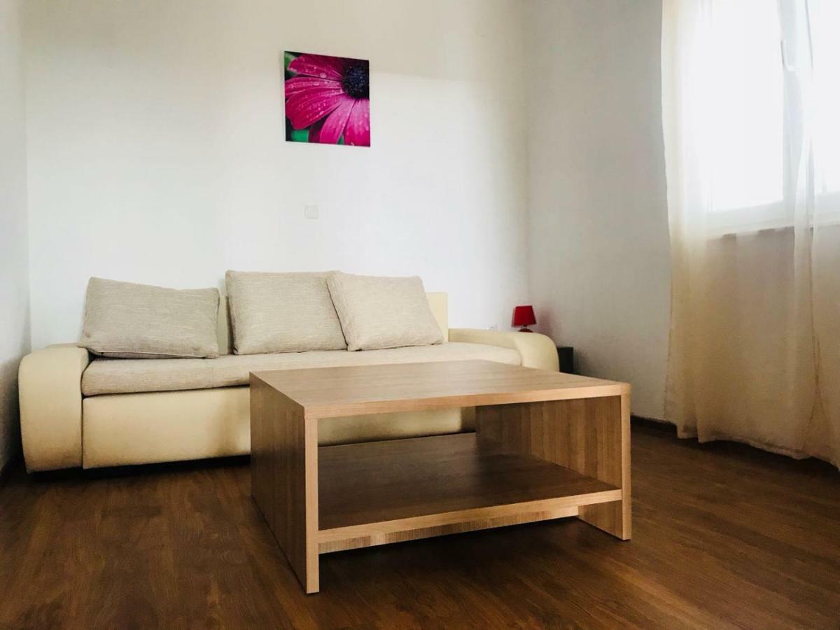 Apartmani Kulas Pakoštane Esterno foto