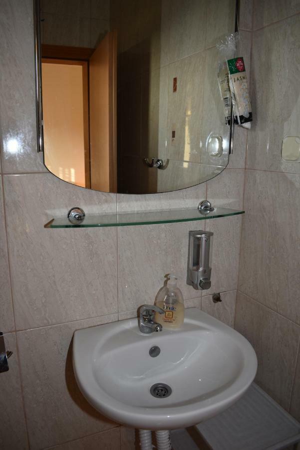 Apartmani Kulas Pakoštane Esterno foto